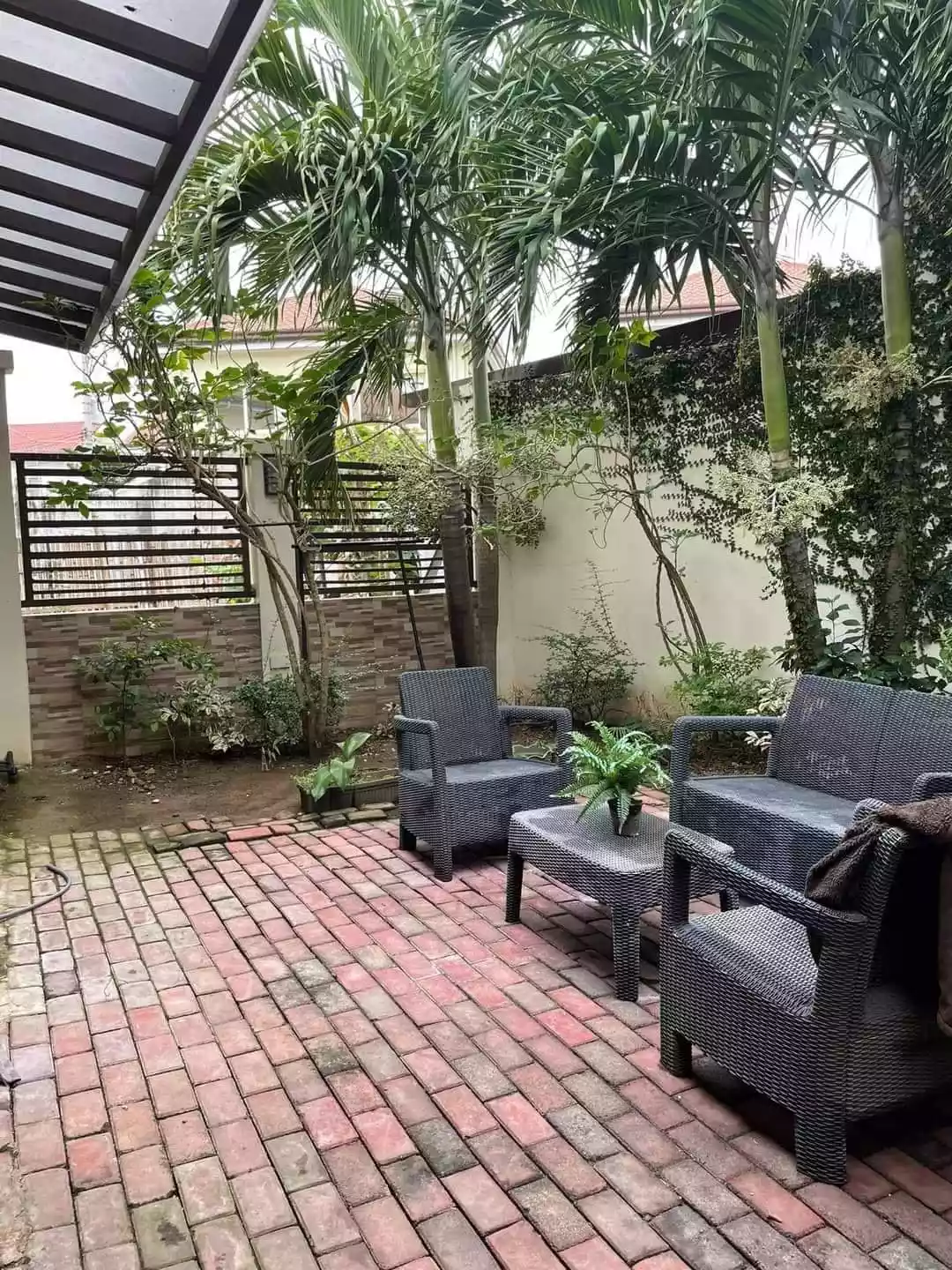 Open photo 20 of 20 — Elegant House & Lot in Talisay City