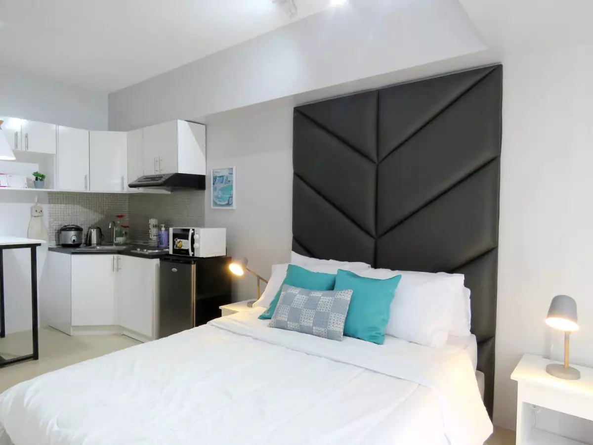 Chic Studio Unit for rent in Avida Riala - photo 5