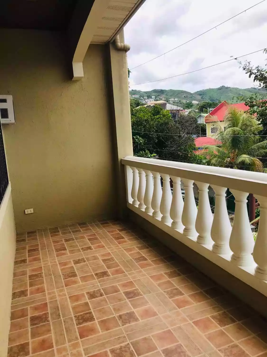 Semi-Furnished Elegant House and Lot in Tisa — House and Lot in Cebu City, Cebu, Philippines — Photo 5