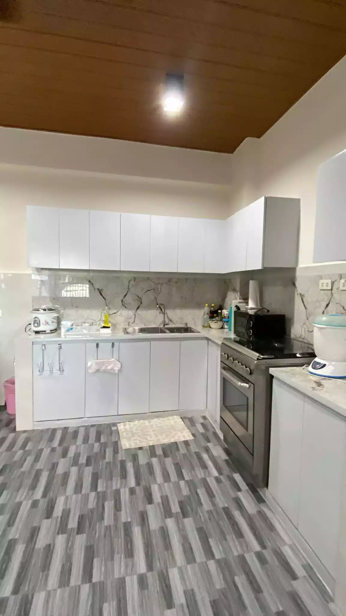 Open photo 15 of 33 — House and Lot for SALE