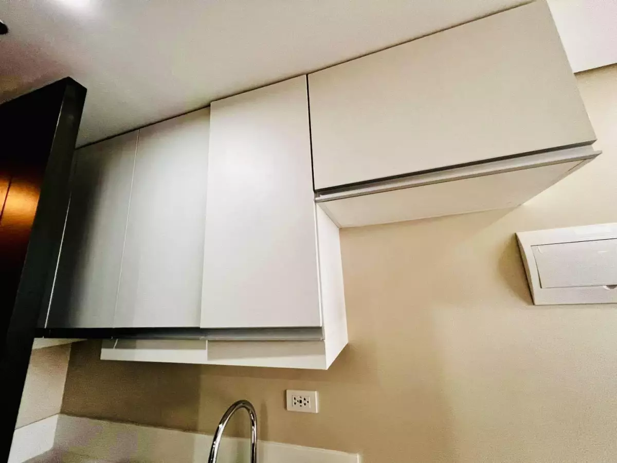 Rush Sale BIG STUDIO CONDO unit in BASELINE, JUANA OSMEÑA, CEBU CITY