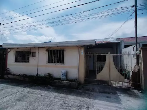 3 bedrooms house abd lot for sale??