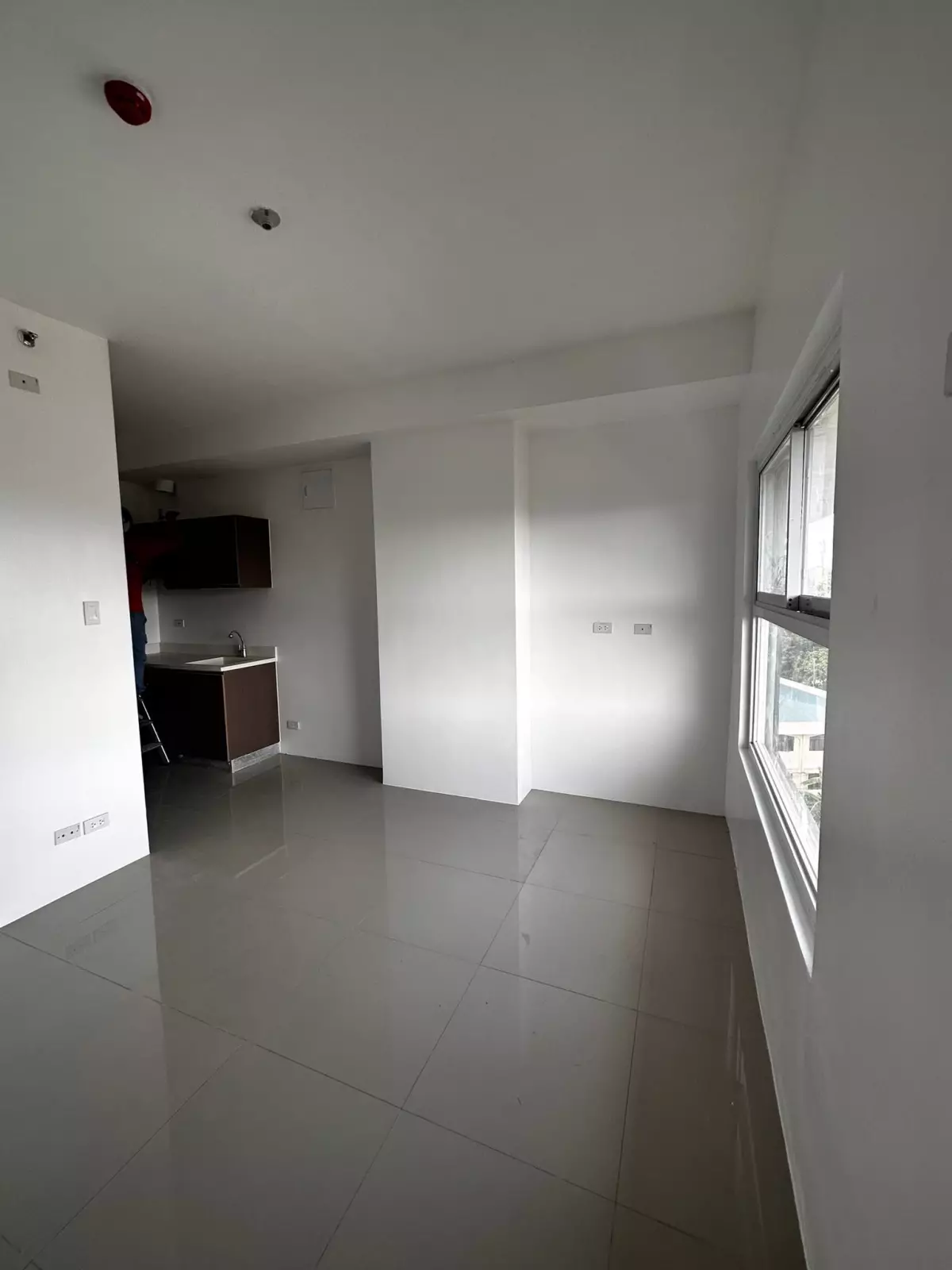 Brand new Studio unit in Jones Cebu City — Studio in Cebu City, Cebu, Philippines — Photo 4