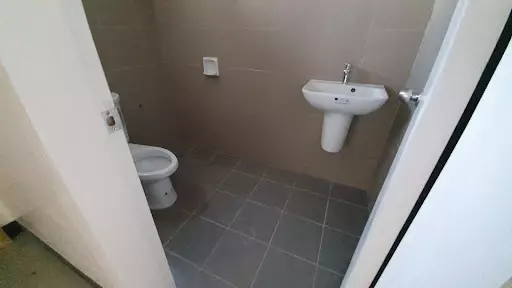 Open photo 56 of 121 — 4BR For Assume in Luana Dos