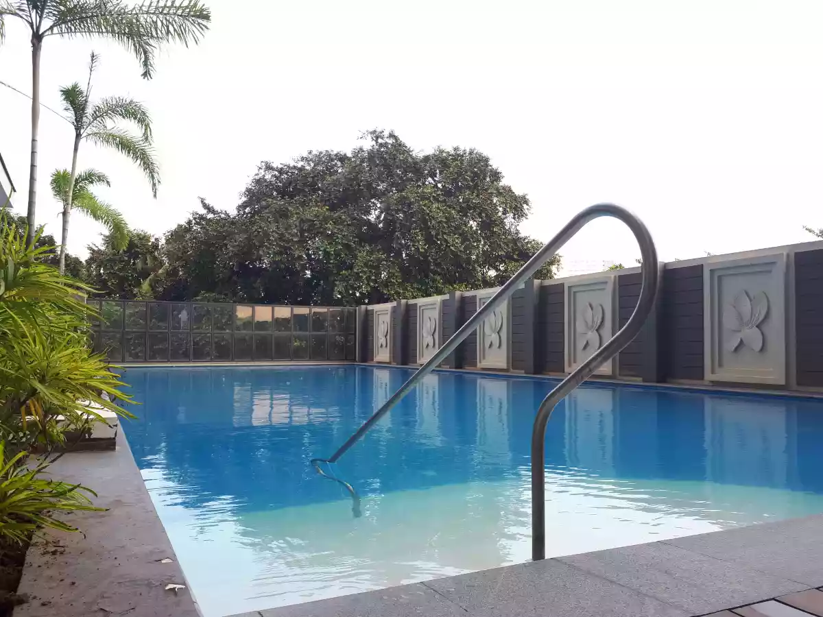 2 Bedroom Condo Unit Azalea Place Cebu for Rent Php45K a Month with 2 CarPark — 2 Bedrooms in Cebu City, Philippines — Photo 6