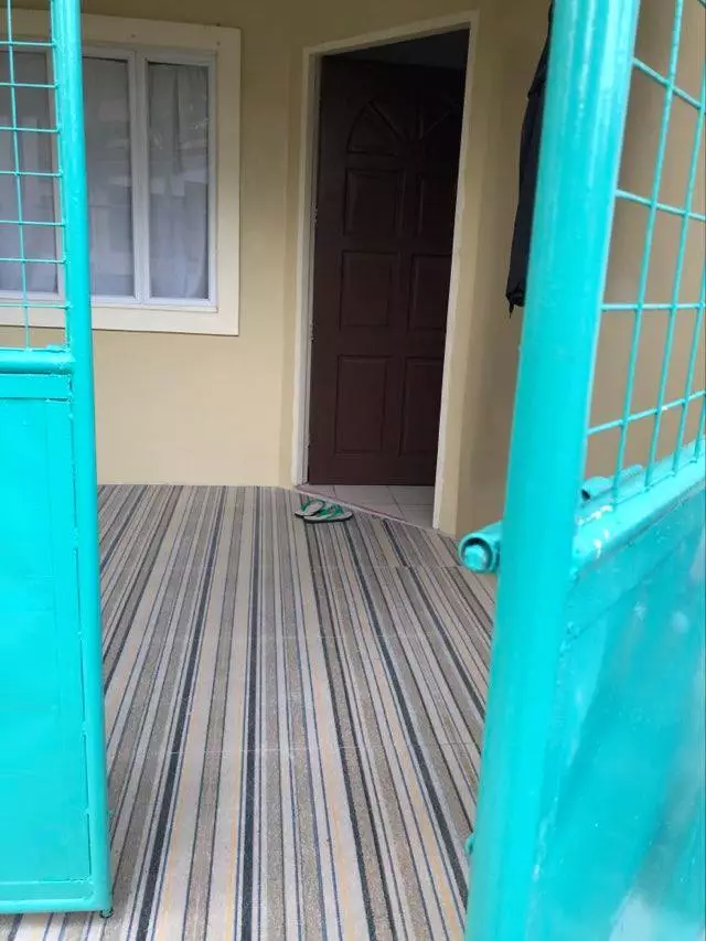 for RENT Fully- Furnished Townhouse in Coral Bay Subdivision, Tungkop, Minglanilla — House and Lot in Minglanilla, Cebu, Philippines — Photo 3