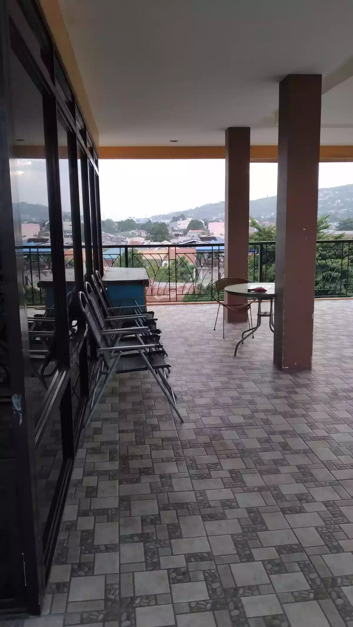 5 Story Building Apartment / PENTHOUSE — House and Lot in Cebu City, Cebu, Philippines — Photo 5