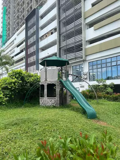 Studio at Grand Residences For Rent!