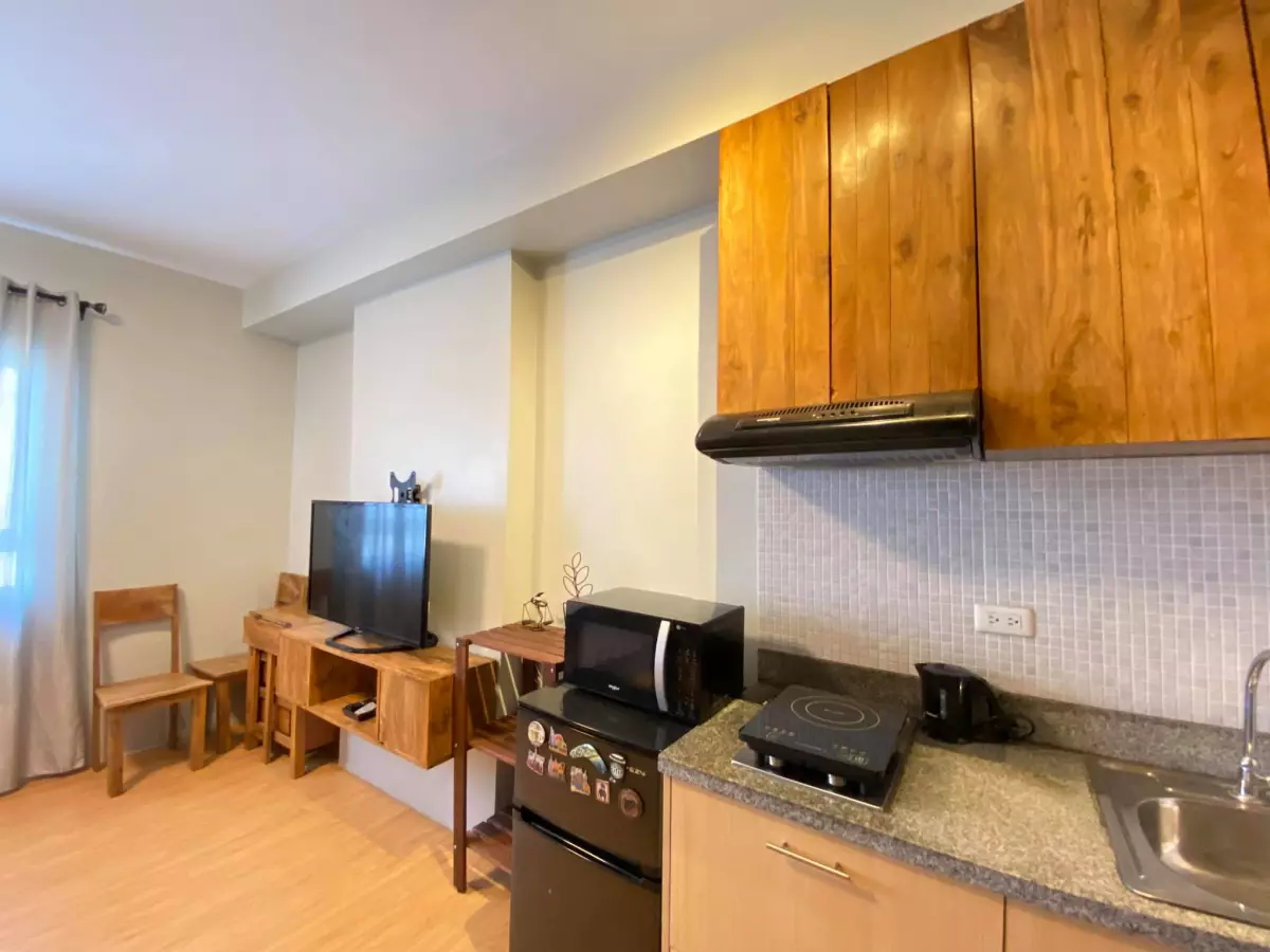 Studio unit for rent, near JY Lahug and IT Park — Studio in Salinas Drive Extension, Cebu City, Philippines — Photo 6
