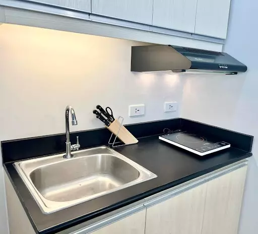 Open photo 11 of 13 — STUDIO UNIT FOR RENT