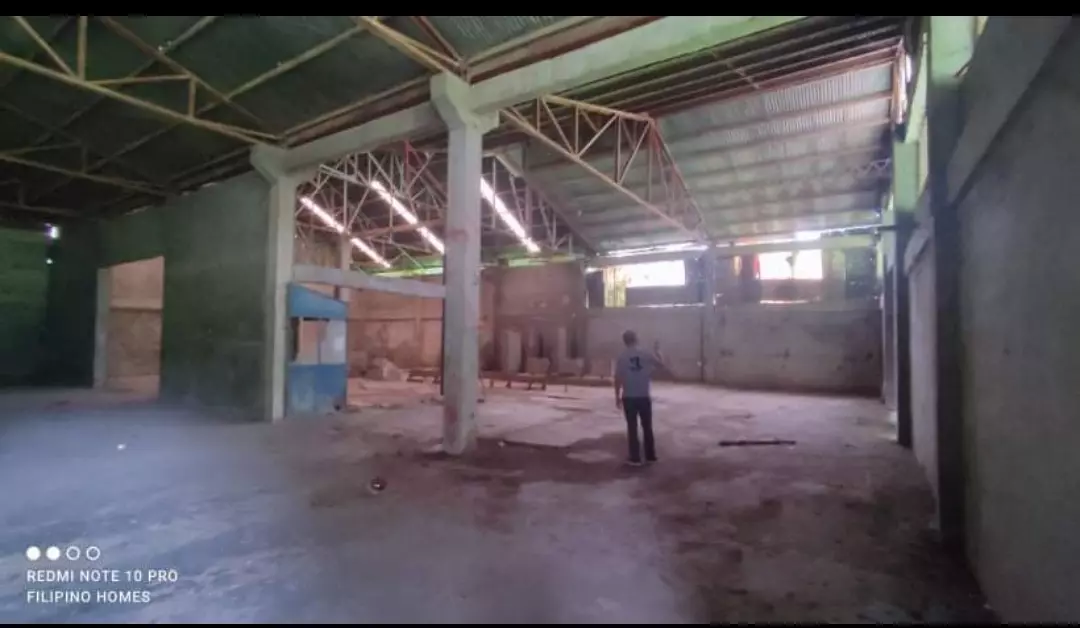 4800 sqm  lot w/ 800sqm Warehouse - photo 2