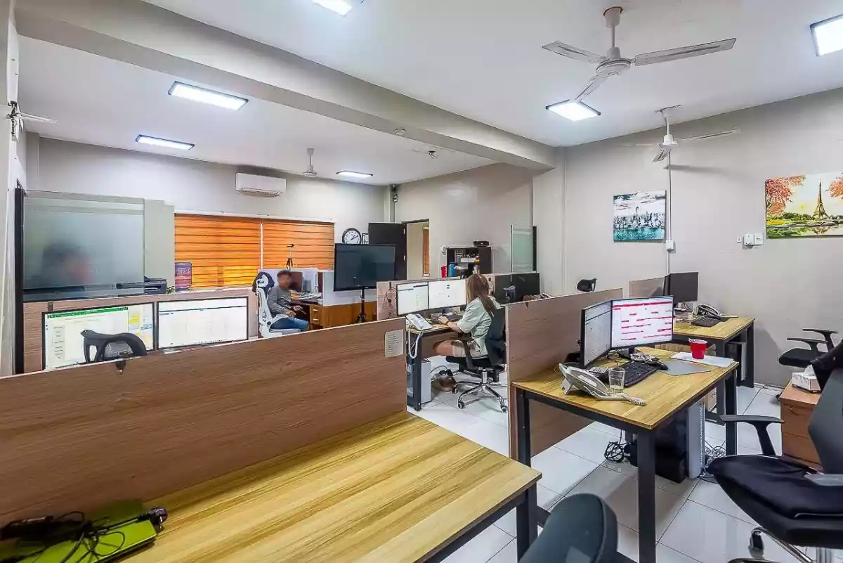 Open photo 14 of 18 — Spacious Modern House with Office and 5-Parking for Sale in Lapu-Lapu City