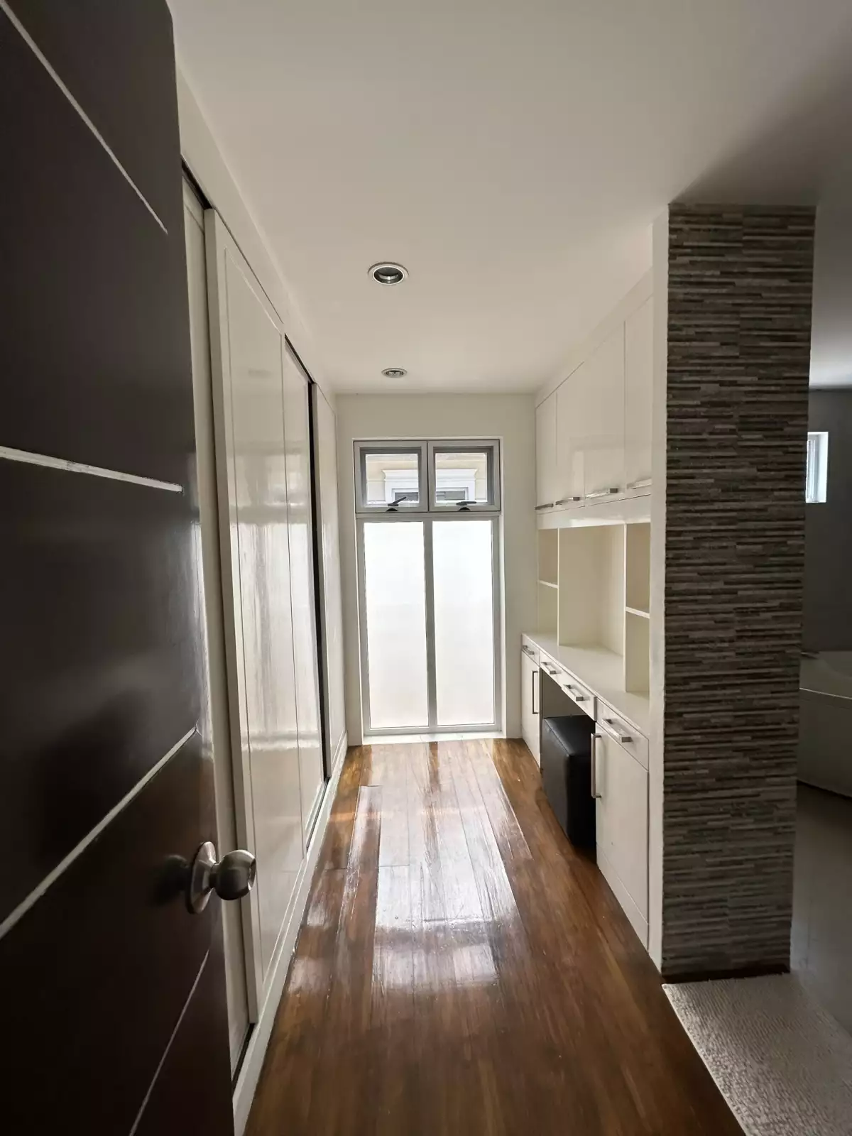 Open photo 13 of 19 — BEAUTIFUL HOUSE AND LOT 