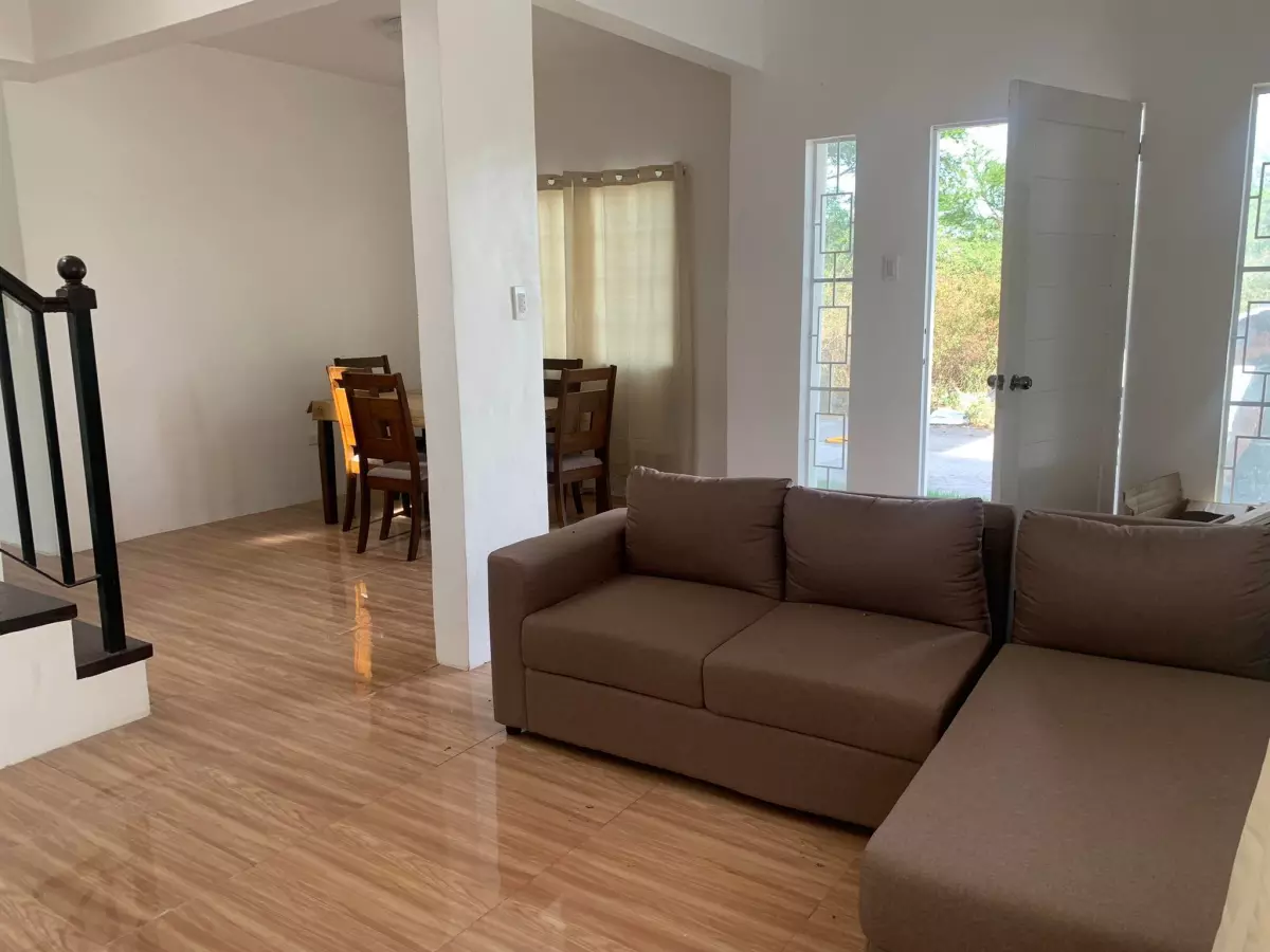 SEMI-FURNISHED TWO-STOREY RESIDENTIAL BUILDING - photo 5