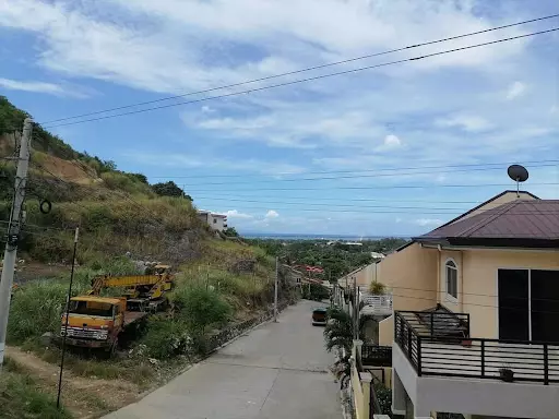 Open photo 11 of 18 — Villa purita pakigne minglanilla for rent