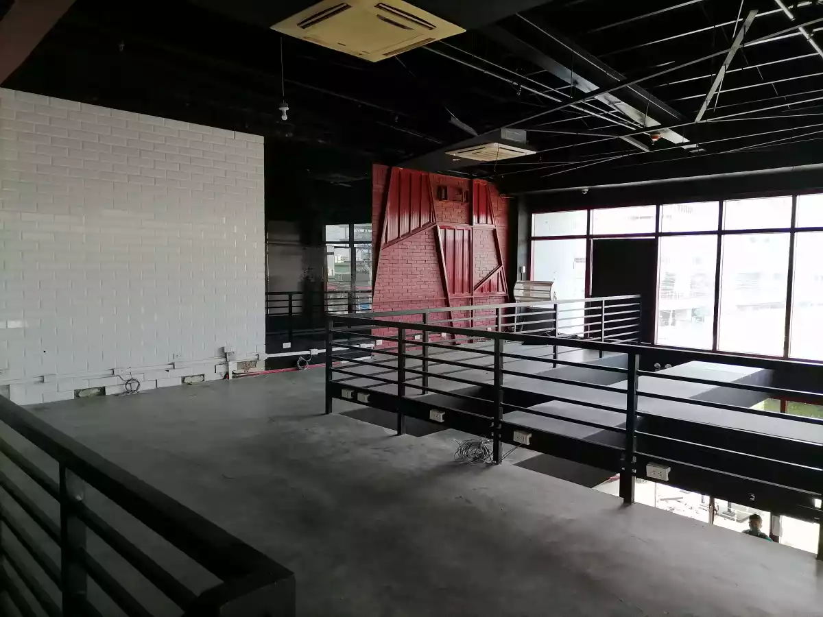 Commercial Space FOR RENT - photo 5