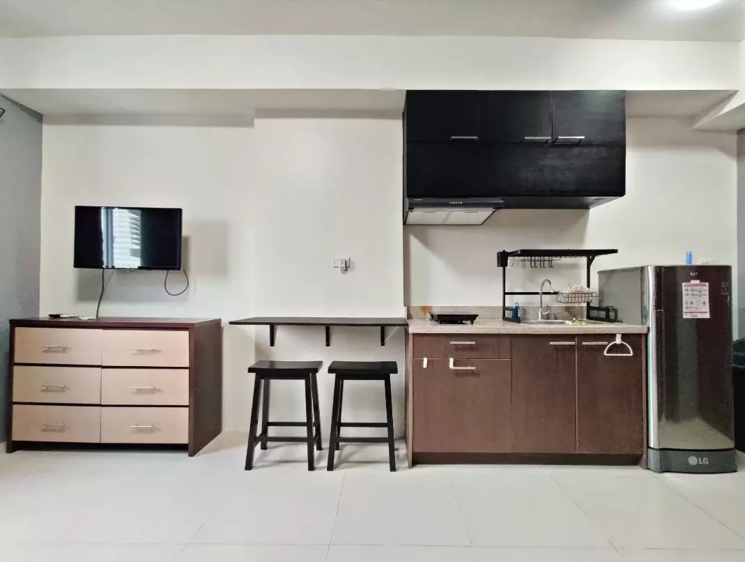 Midori Residence — Studio in A. S. Fortuna Street, Mandaue City, Central Visayas — Photo 4