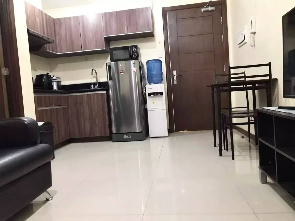 1 Bedroom Fully Furnished Azalea Place Gorordo Ave. Lahug Cebu City — 1 Bedroom in Cebu City, Philippines — Photo 4