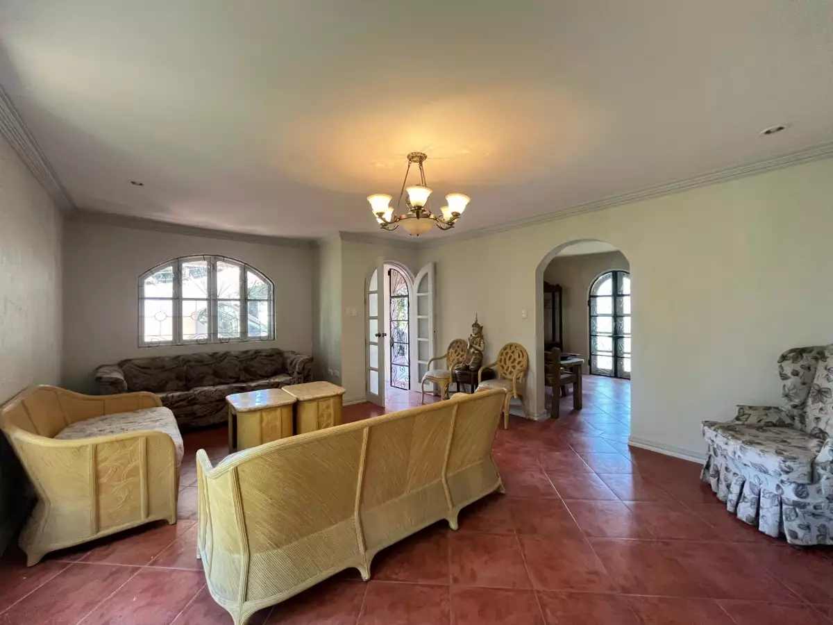 CHARMING 3-STOREY HOUSE & LOT FOR SALE at Sta. Catalina Mission Hills - photo 5