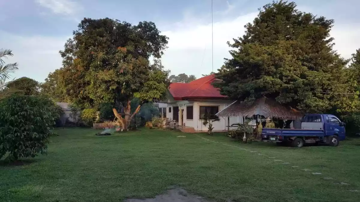 HOUSE AND LOT FOR SALE — House and Lot in Dumaguete, Negros Oriental, Philippines — Photo 3