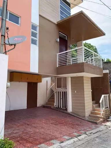 4BR House in Mandaue with 2 Carpark — House and Lot in Mandaue City, Cebu, Philippines — Photo 7