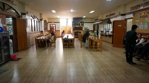 COMMERCIAL BUILDING FOR SALE IN BAGUIO CITY — Building in Benguet, Philippines — Photo 2