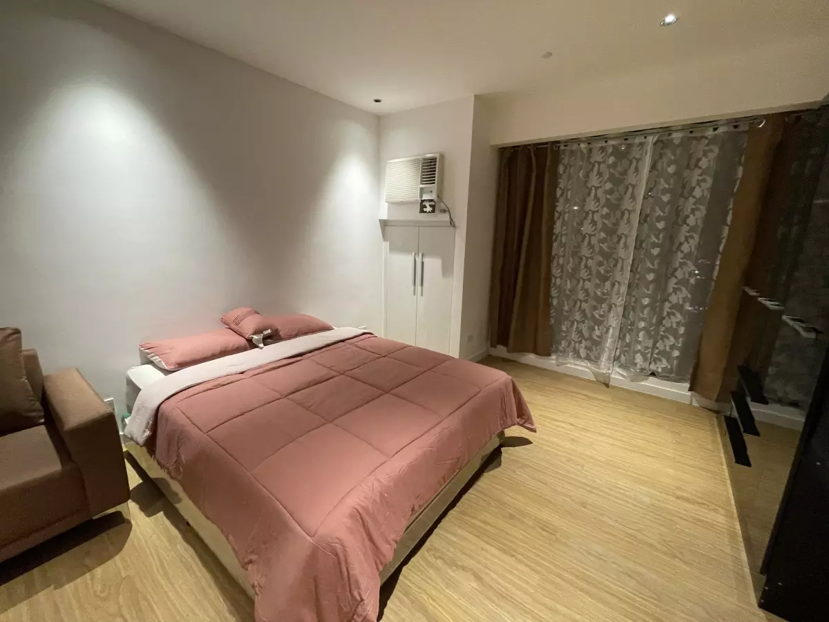 Novotel Tower at Acqua Private Residences For Rent