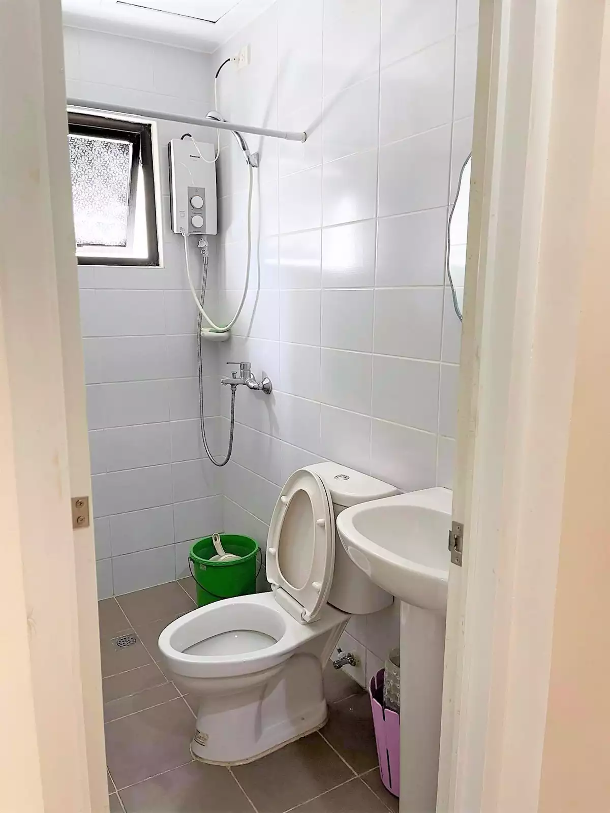 FURNISHED ONE-BEDROOM at Midpoint Residences - photo 4