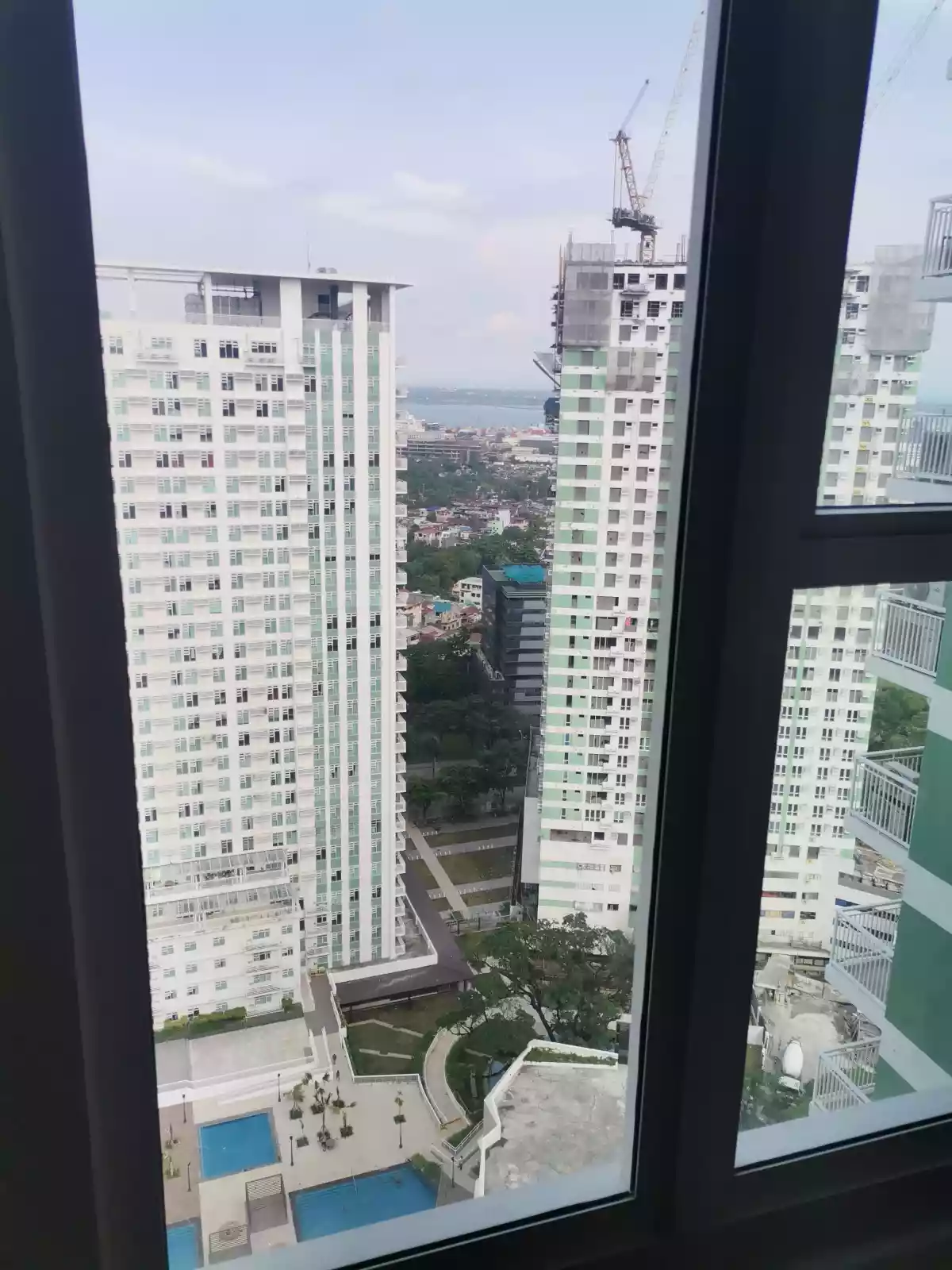 Sacrifice Brandnew Studio At Solinea Tower for ony 3.5M