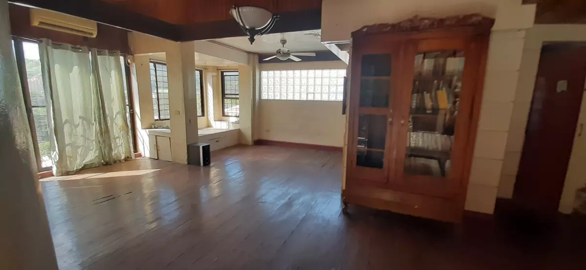 Big House and Lot in Capitol, Cebu City — House and Lot in Cebu City, Cebu, Philippines — Photo 5