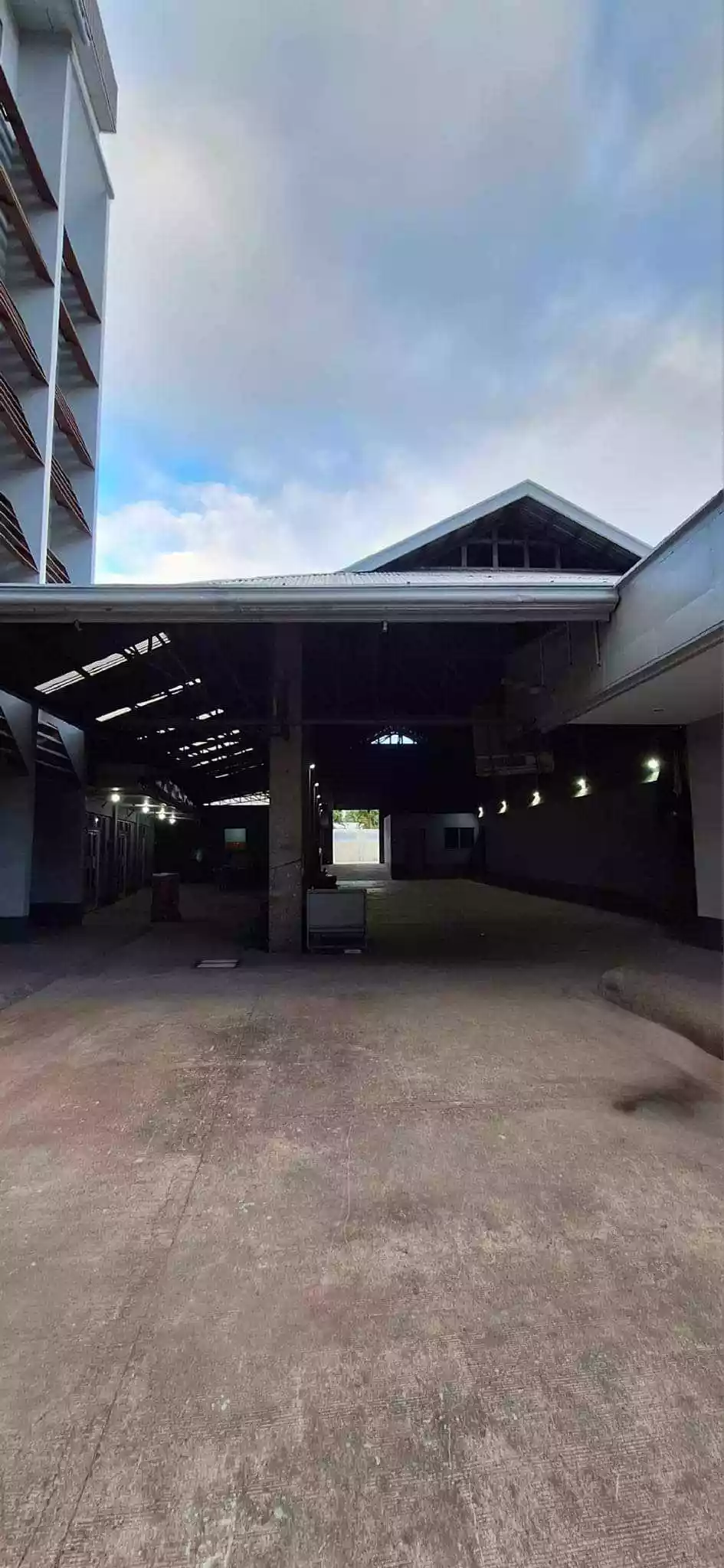 COMMERCIAL SPACE/S FOR RENT - photo 6