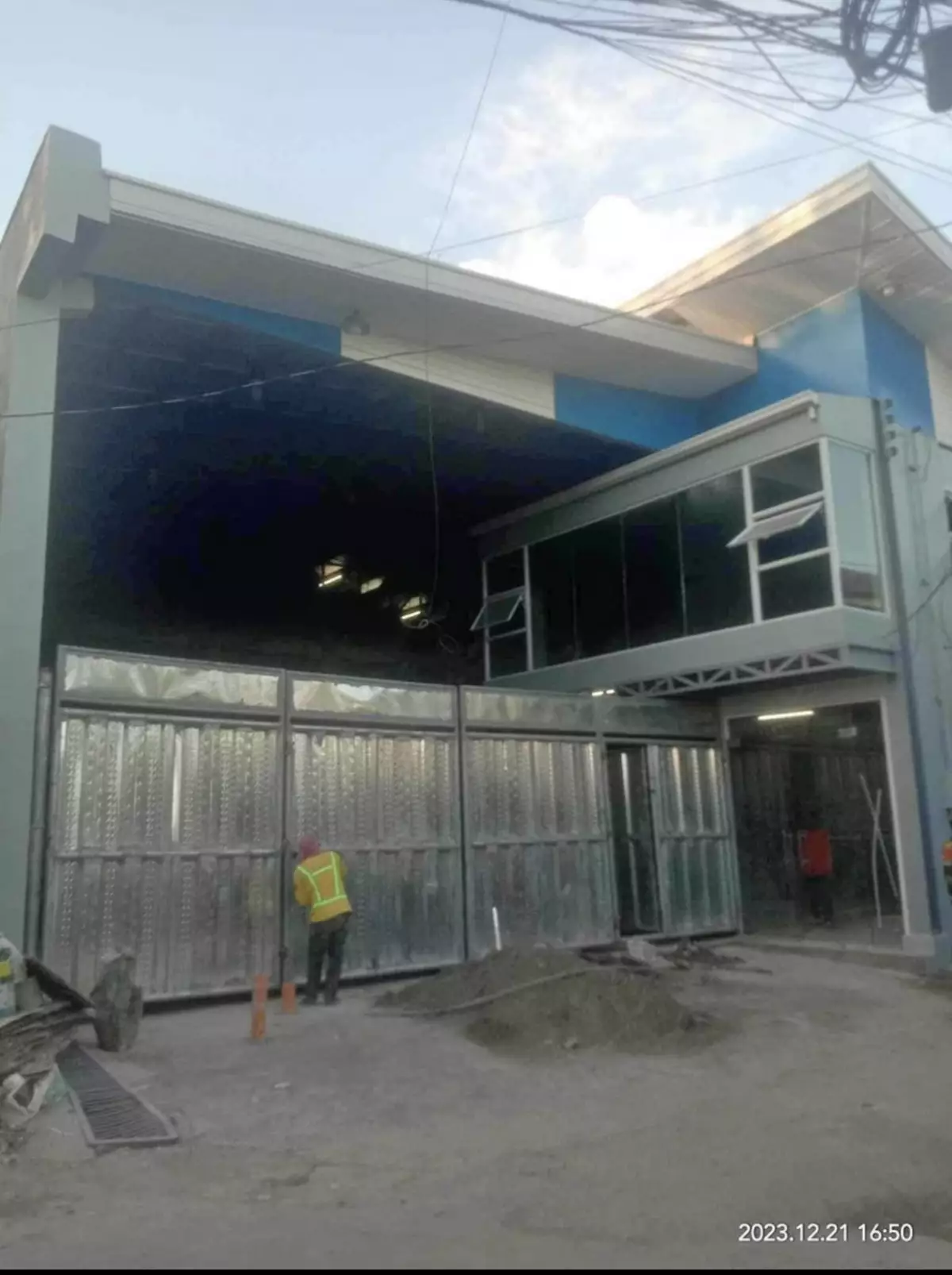 Brand New Building For Rent 