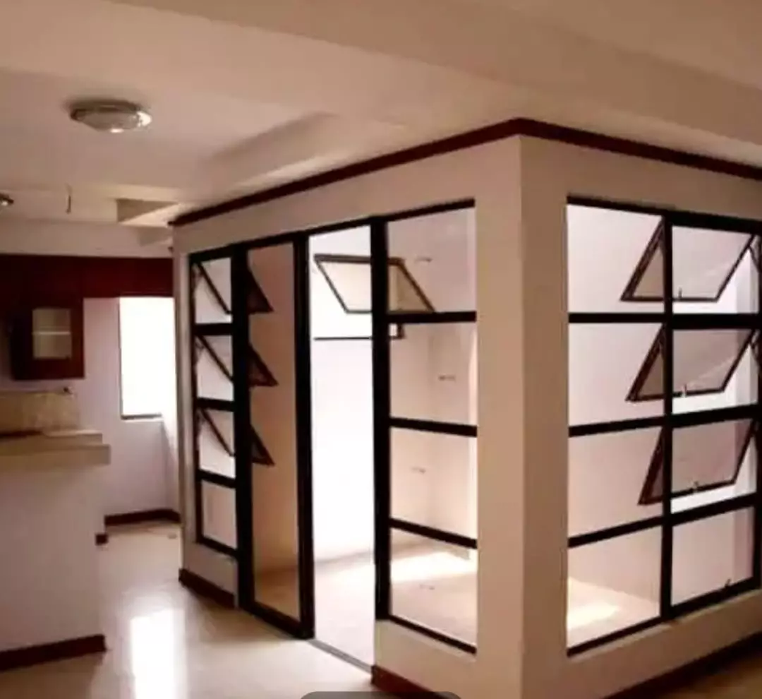 Rush Sale Income Generating Houses / Property in Talisay City - photo 4