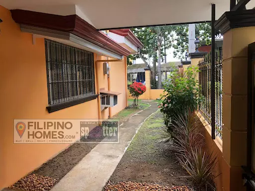 Spacious single-detached house for sale — House and Lot in Cebu, Philippines — Photo 5