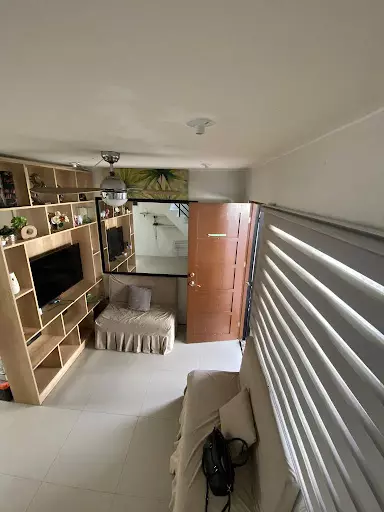 Open photo 14 of 16 — House and lot for rent