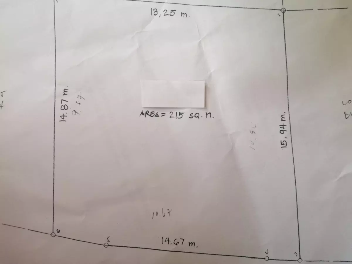 Rush Sale lot only at Discovery Bay Residences/ beach front — Beach Lot in Lapu-Lapu City, Cebu, Philippines — Photo 3