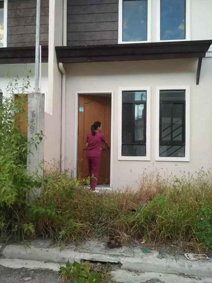 House and lot - photo 4