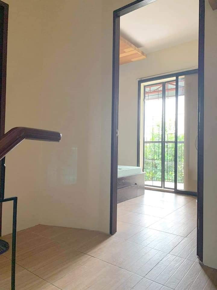RUSH SALE HOUSE & LOT IN MANDAUE  - photo 5
