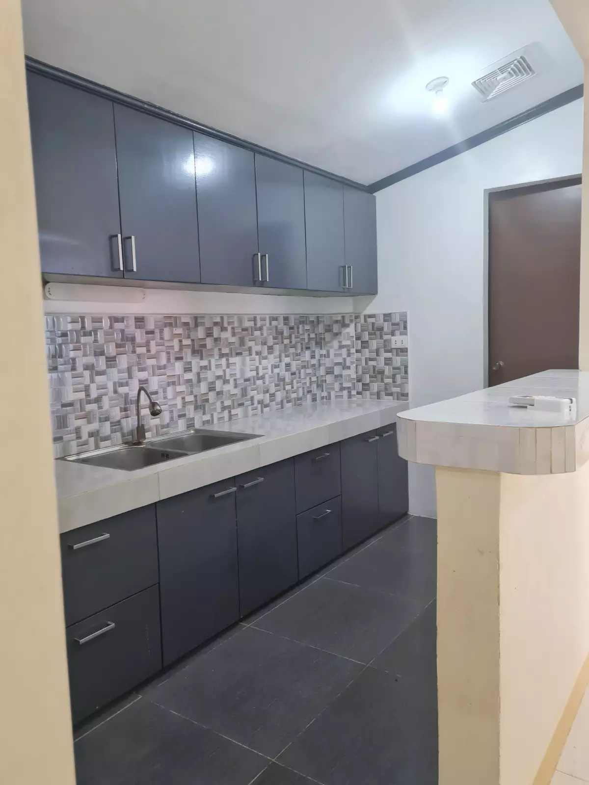 Open photo 13 of 19 — House and Lot in Villa Donna 