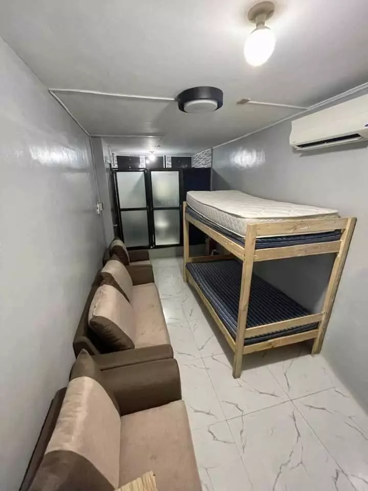 Makati House For Rent — Townhouse in Makati, Metro Manila, Philippines — Photo 3