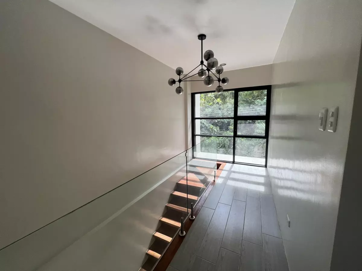 METROPOLIS PHASE 1 HOUSE AND LOT - photo 5