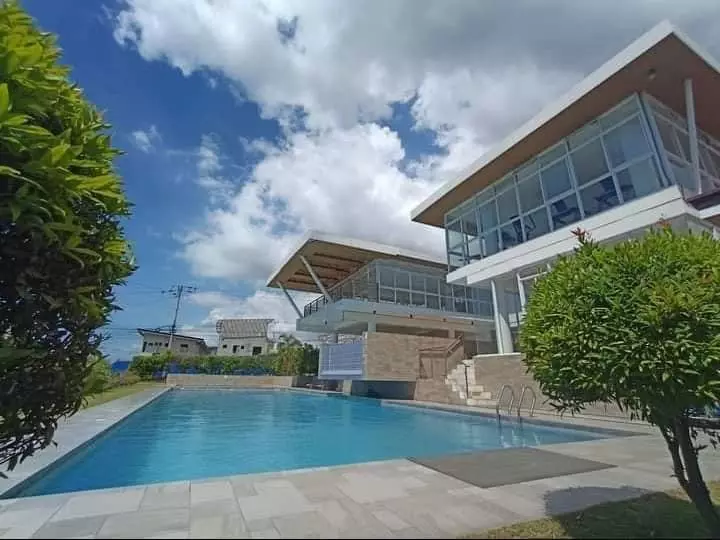 Open photo 11 of 13 — Velmiro Heights for Rent