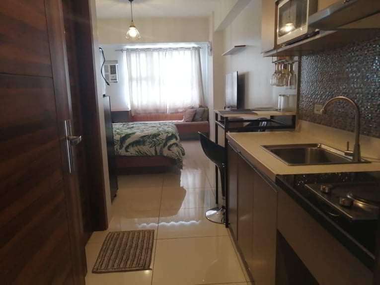 FOR SALE STUDIO UNIT IN HORIZON 101 - photo 2