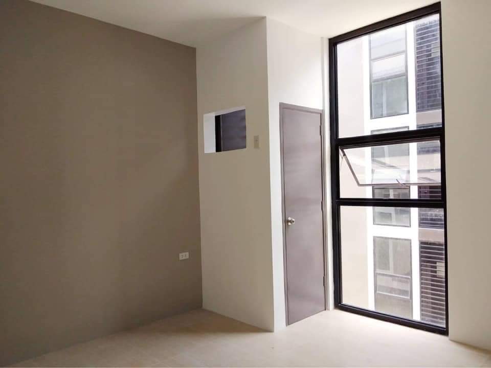Studio unit for assume — Studio in Cebu, Philippines — Photo 7