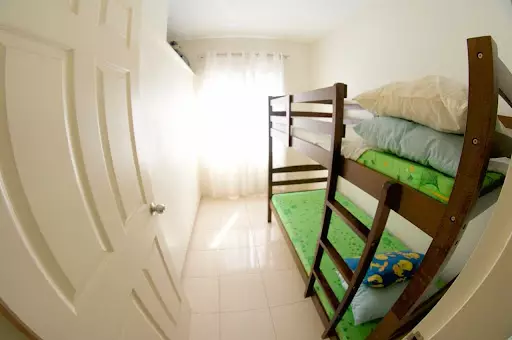  3 BR house for rent (CL)