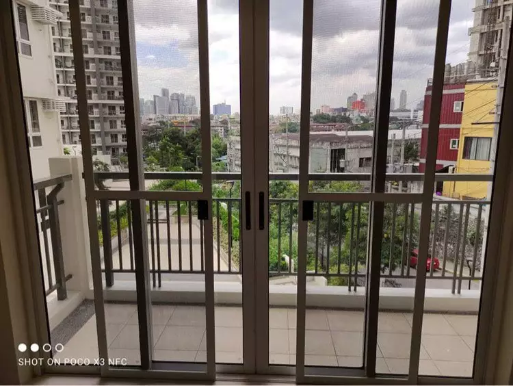 Sheridan Towers 2 bedroom — 2 Bedrooms in Sheridan, Mandaluyong, Metro Manila — Photo 2