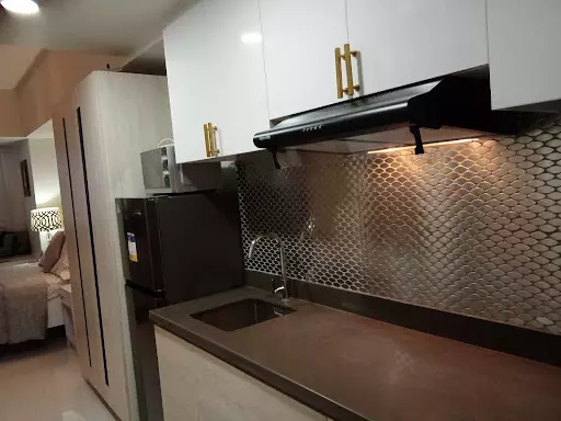 Open photo 17 of 20 — Cozy Studio Unit in Mandani Bay