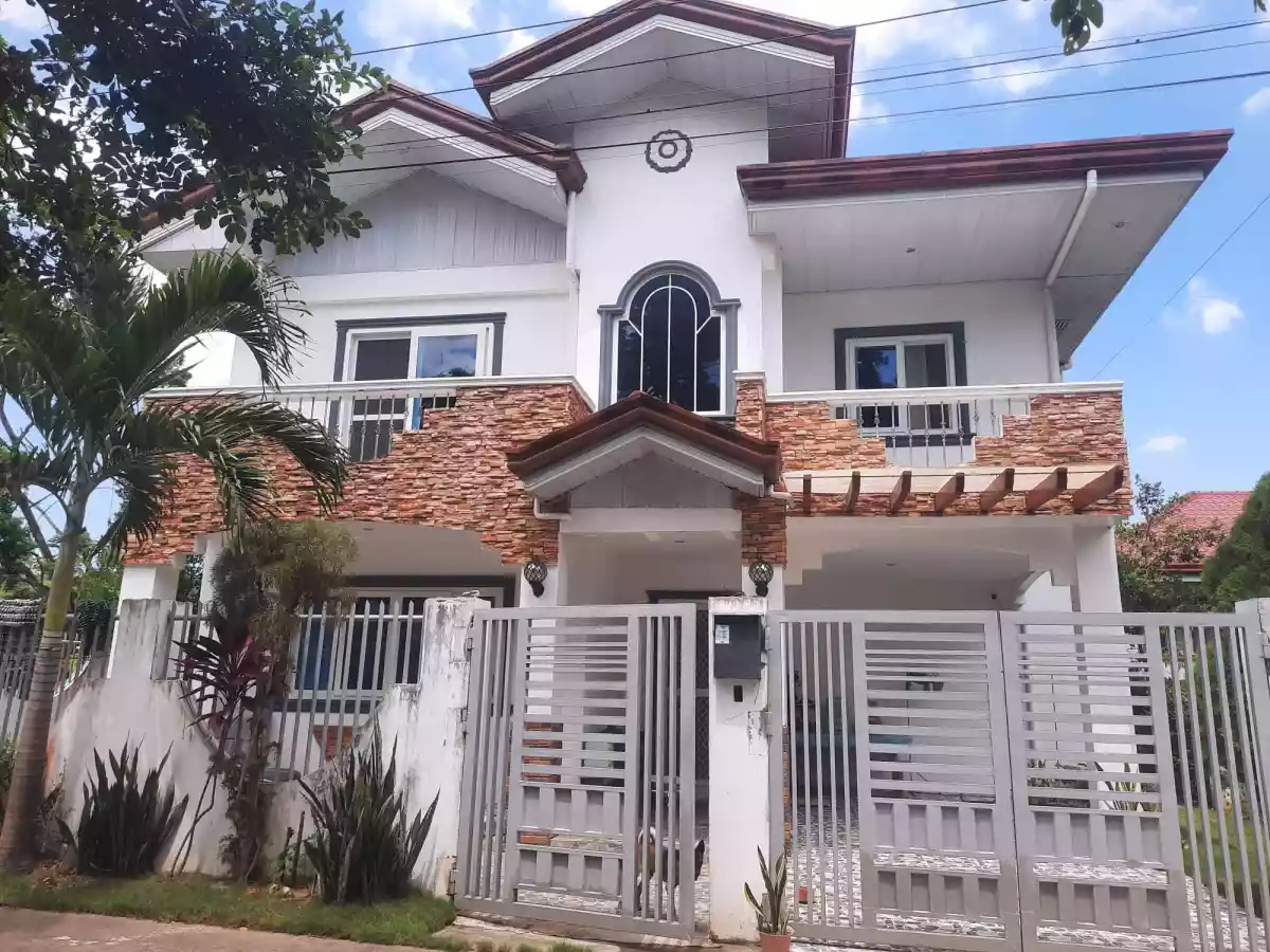 Open photo 15 of 15 — House and Lot