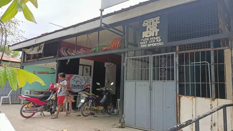2 STOREY COMMERCIAL SPACE FOR RENT IN GUINSAY DANAO CITY (ALONG THE HIGHWAY) — Space in Danao City, Cebu, Philippines — Photo 2