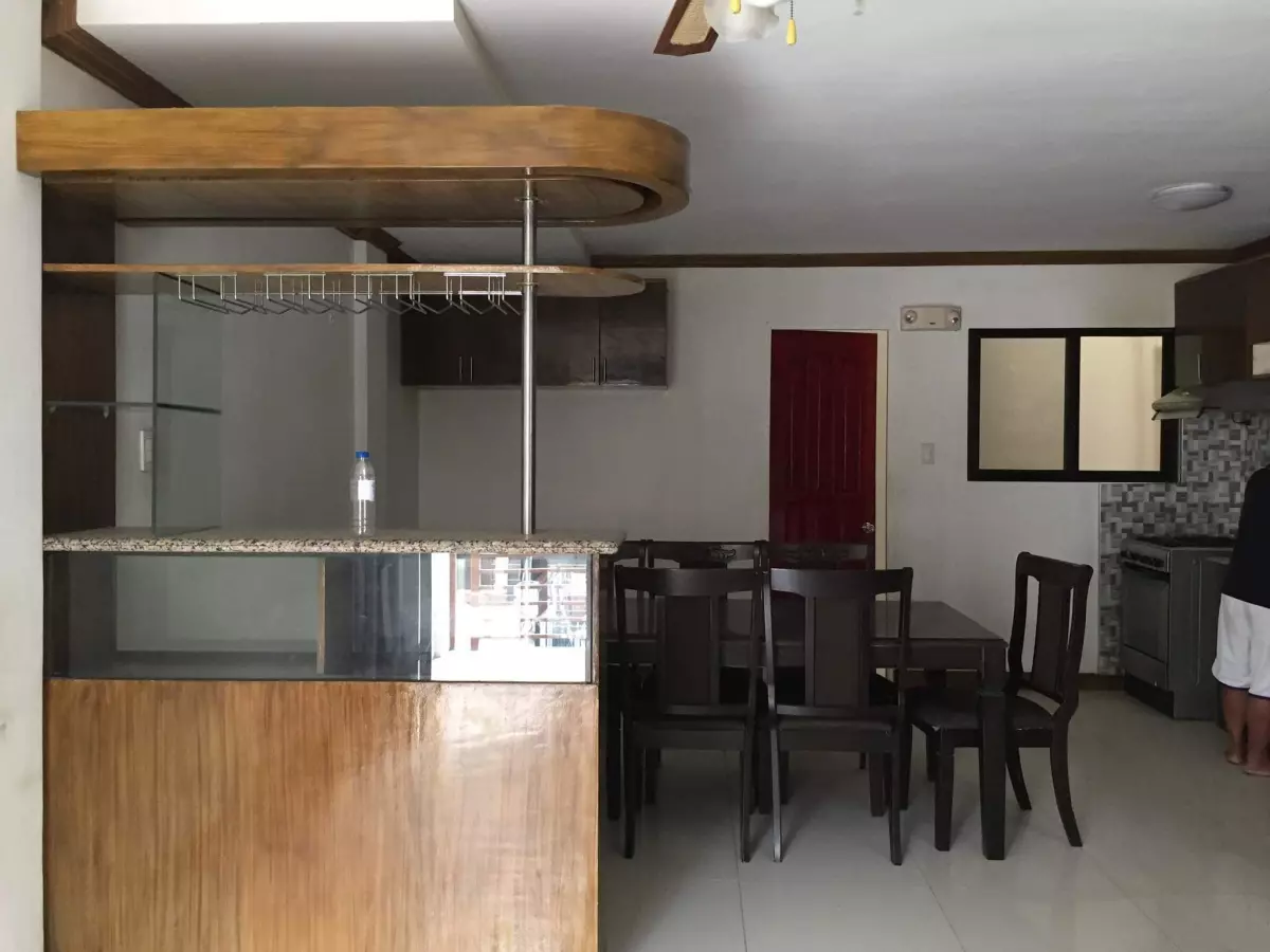 Cebu City Lahug Townhouse For Sale - photo 7